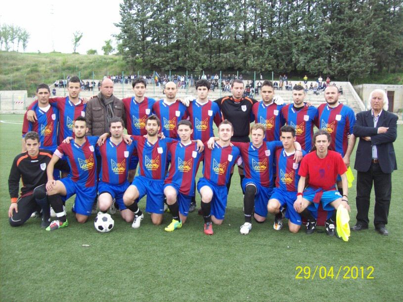 Il Castellana Al completo.jpg